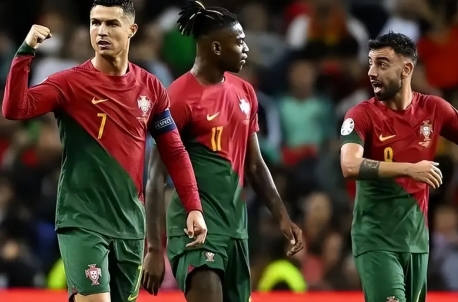 英格拉姆当选最快进步球员